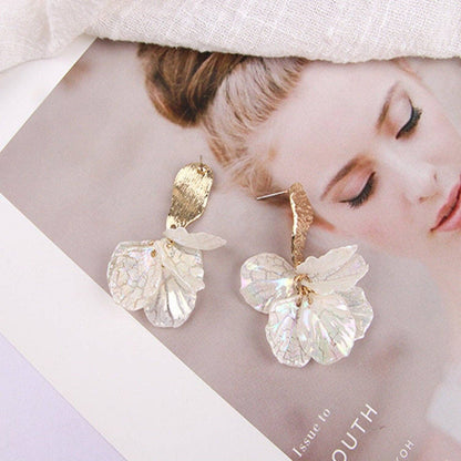 White Cracked Shell Flower Petal Earrings in Stainless Steel