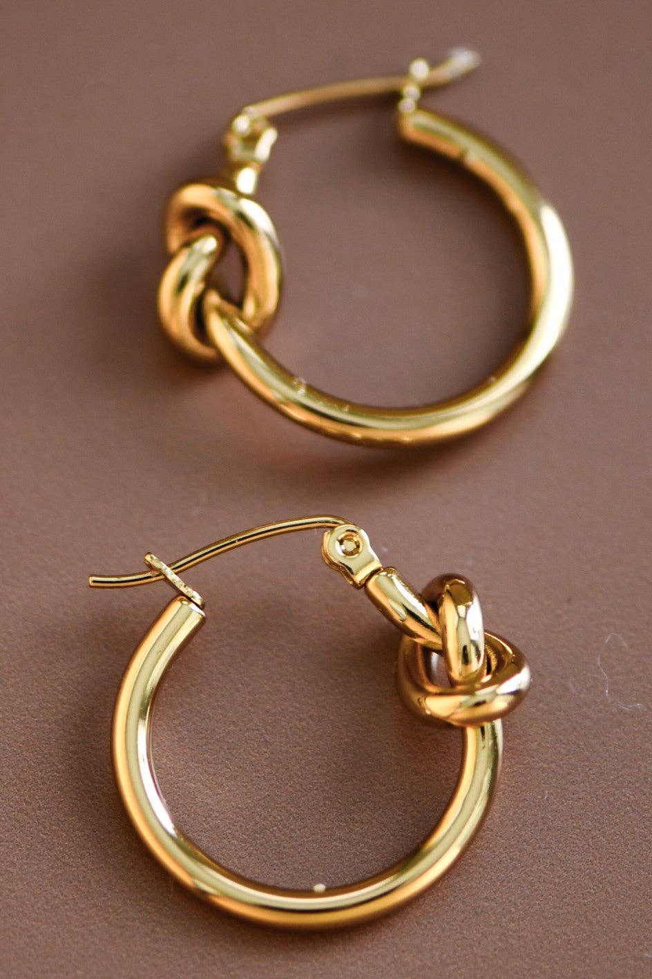 18K Gold Plated Waterproof Stainless Steel Hoop Earrings - 7076: S0OX3T7076 Gold