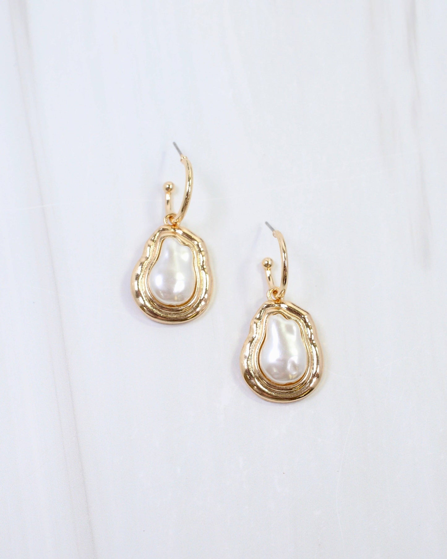 Betsy Baroque Pearl Huggie Hoop Earring Gold: Default