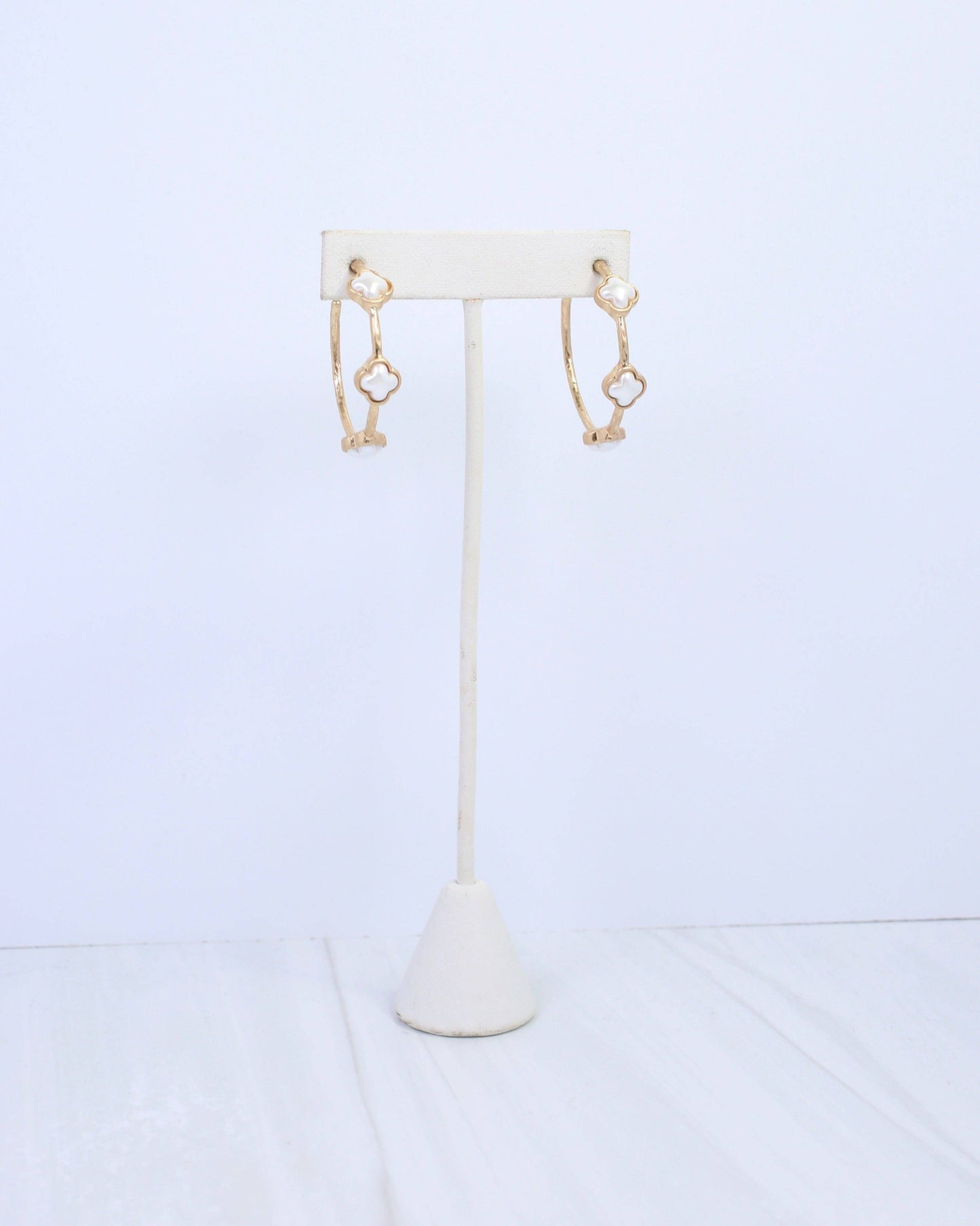 Araceli Clover Pearl Hoop Earring Worn Gold: Default