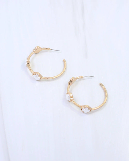 Araceli Clover Pearl Hoop Earring Worn Gold: Default