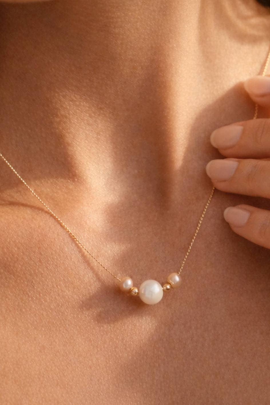 18K Gold PVD Plated Stainless Steel Freshwater Pearl Necklace – 7978: S0OX3T7978