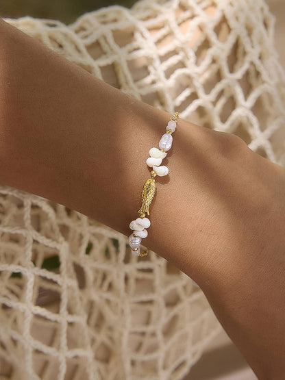 Pivoine 18K Gold Non-Tarnish Fish Charm Pearl Bracelet: Yellow Gold